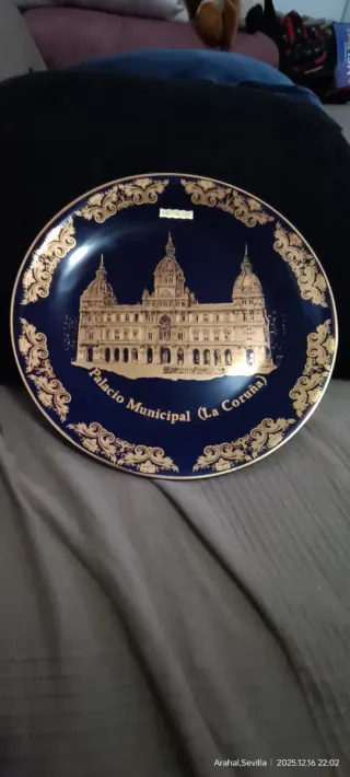 Plato Cerámica Oro de Ley Palacio Municipal