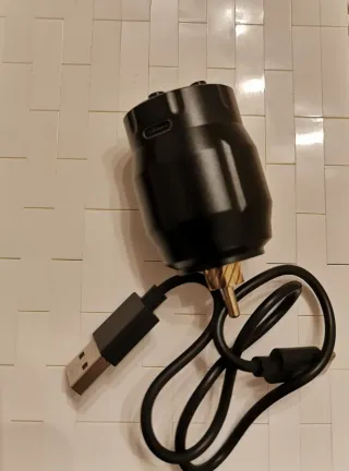 Alimentatore Tattoo Digitale