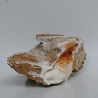 minerali CALCITE IN CONCREZIONE Liguria (CN11)