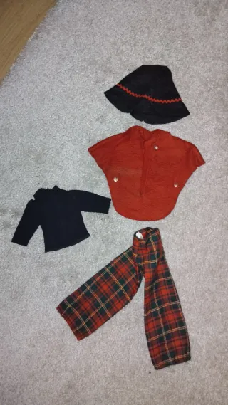 Conjunto Ropa Muñeca Lesly