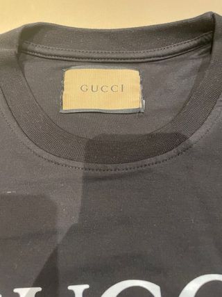 Sudadera Gucci Negra con Zapatillas