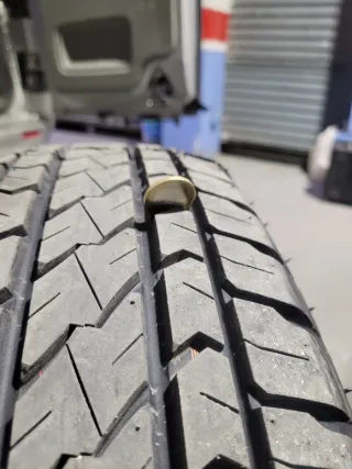 2 Neumático Uniroyal 215/65 R16 2 Neumáticos Lassa