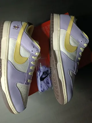 Nike Dunk Viola e Bianco