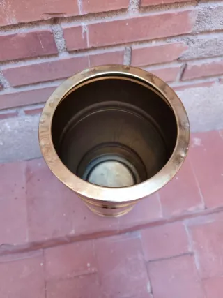 Paragüero de latón