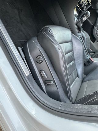 Volkswagen Golf R300 2014