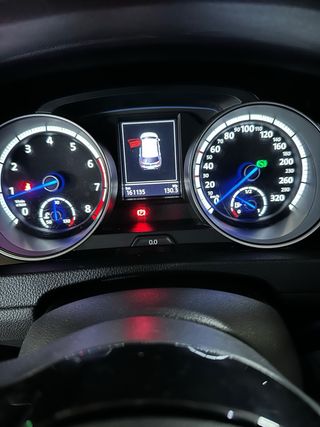 Volkswagen Golf R300 2014