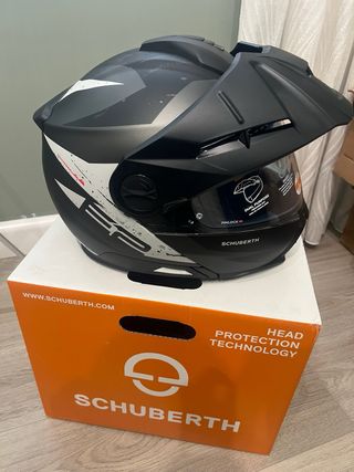 Casco SCHUBERTH E2 Explorer Adventure Modulare