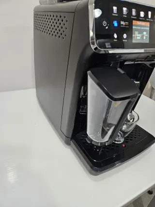 Cafetera Philips Serie 5400