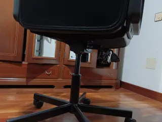 Silla giratoria IKEA Bomstad Negra
