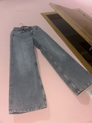 Pantalones anchos grises