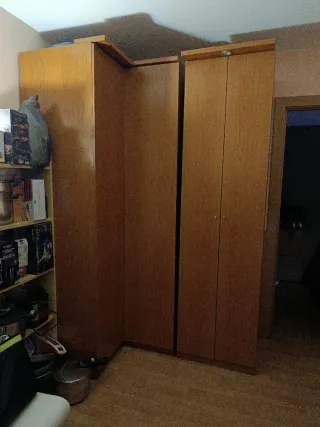 Mueble dormitorio con espejo + 3armarios +2mesitas