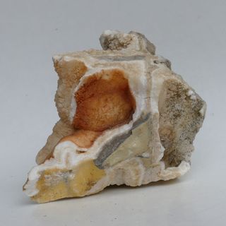 minerali CALCITE IN CONCREZIONE Liguria (CN25)