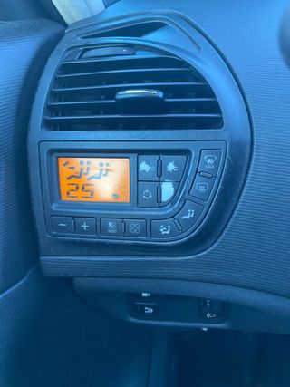 Citroen Grand C4 Picasso 2009