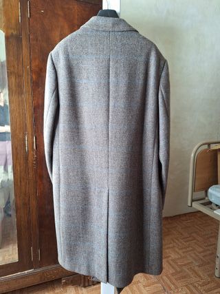 Abrigo caballero tres cuartos gris