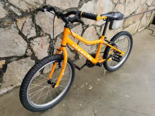Bicicleta infantil una B-PRO.