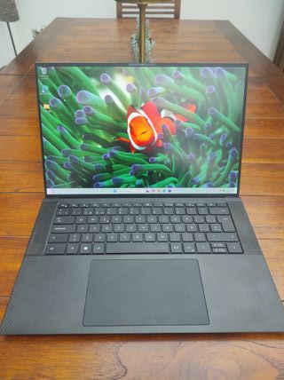 Portátil Dell Precision 5550 + Dell Dock WD19S