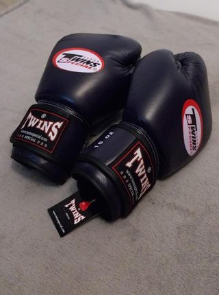 Guantes nuevos Twins Special 14/16 oz