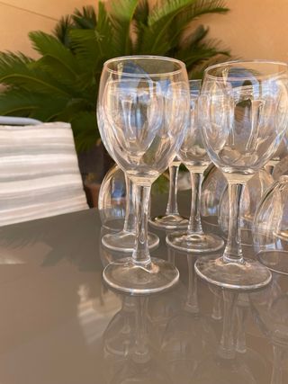 12 calici di vino piccoli