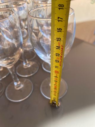 12 calici di vino piccoli