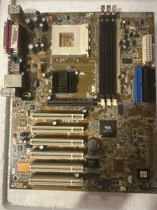 111- placa base Asus A7VBX-X Socket 462