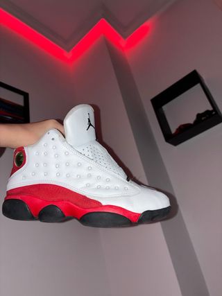 Zapatillas Jordan 13 Blancas y Rojas