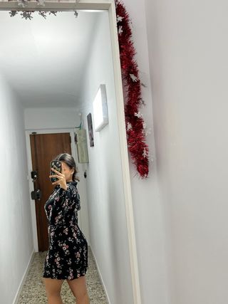 Vestido estampado floral negro