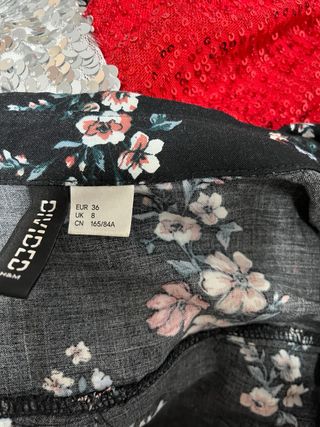 Vestido estampado floral negro