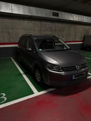 Volkswagen Touran 2011