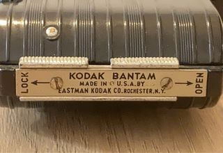 Cámara analógica vintage Kodak Bantam 53mm 1:6.3