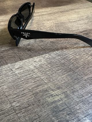 Gafas de sol Prada negras