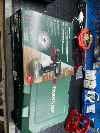 Avvitatore Parkside con percussione