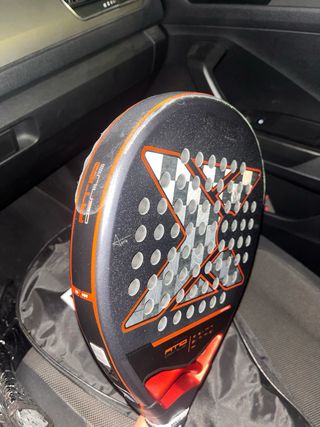 Pala Nox AT10 2025 Agustín Tapia