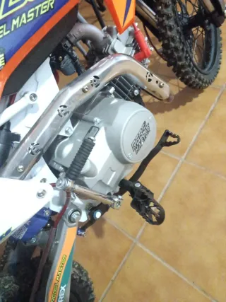 Moto Rebel Master 110cc Semi XL