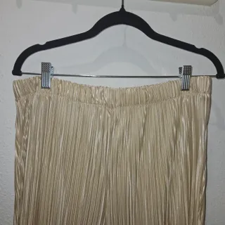 Conjunto Top y Pantalón Plisado Beige T. XL