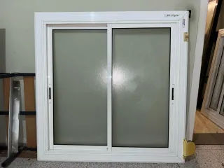 Ventana corredera aluminio blanca
