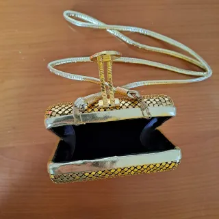 Borsetta oro metallo