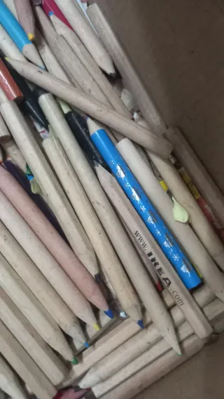 Lápis de cor variados