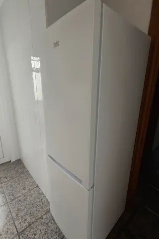 Nevera Beko Blanca