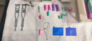 Barbie Enfermera con Accesorios