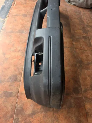 Parachoques Ford Sierra