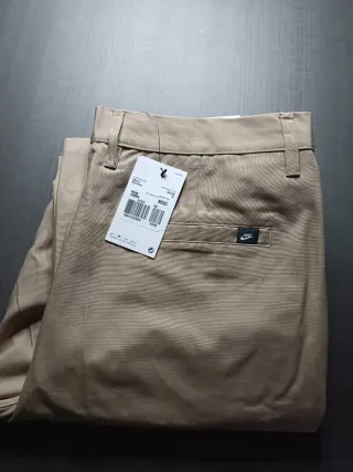 Pantaloni Nike Beige