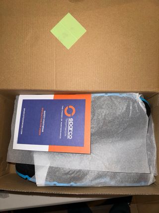 Botas de seguridad Sparco negras y azules