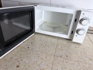 Microondas Orbegozo Blanco