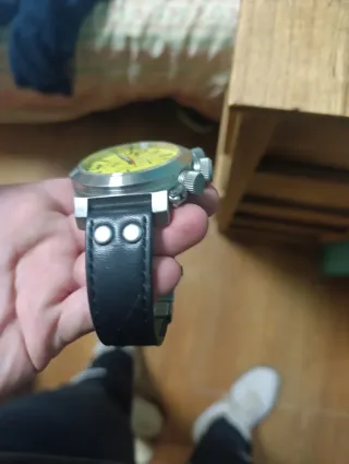 Reloj Carucci Hombre Amarillo y Plateado