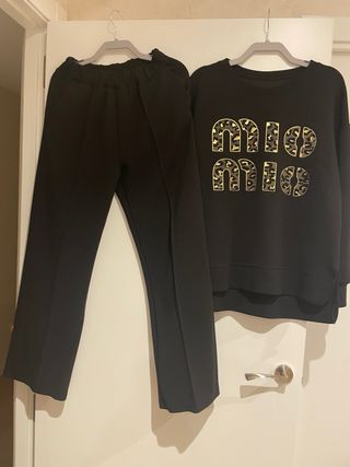 Conjunto de punto negro Miu Miu