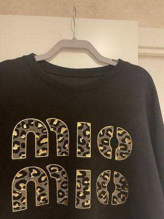 Conjunto de punto negro Miu Miu