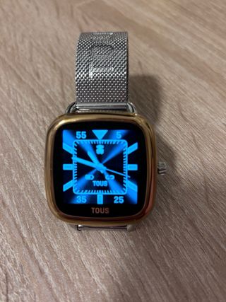 Reloj Tous Digital Dorado y Plateado