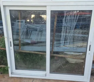 Ventanas y puertas de aluminio