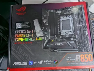 Placa Base ASUS ROG STRIX B850-I GAMING WIFI