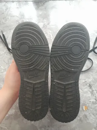 Nike Air Jordan Mid Shattered Backboard 37.5